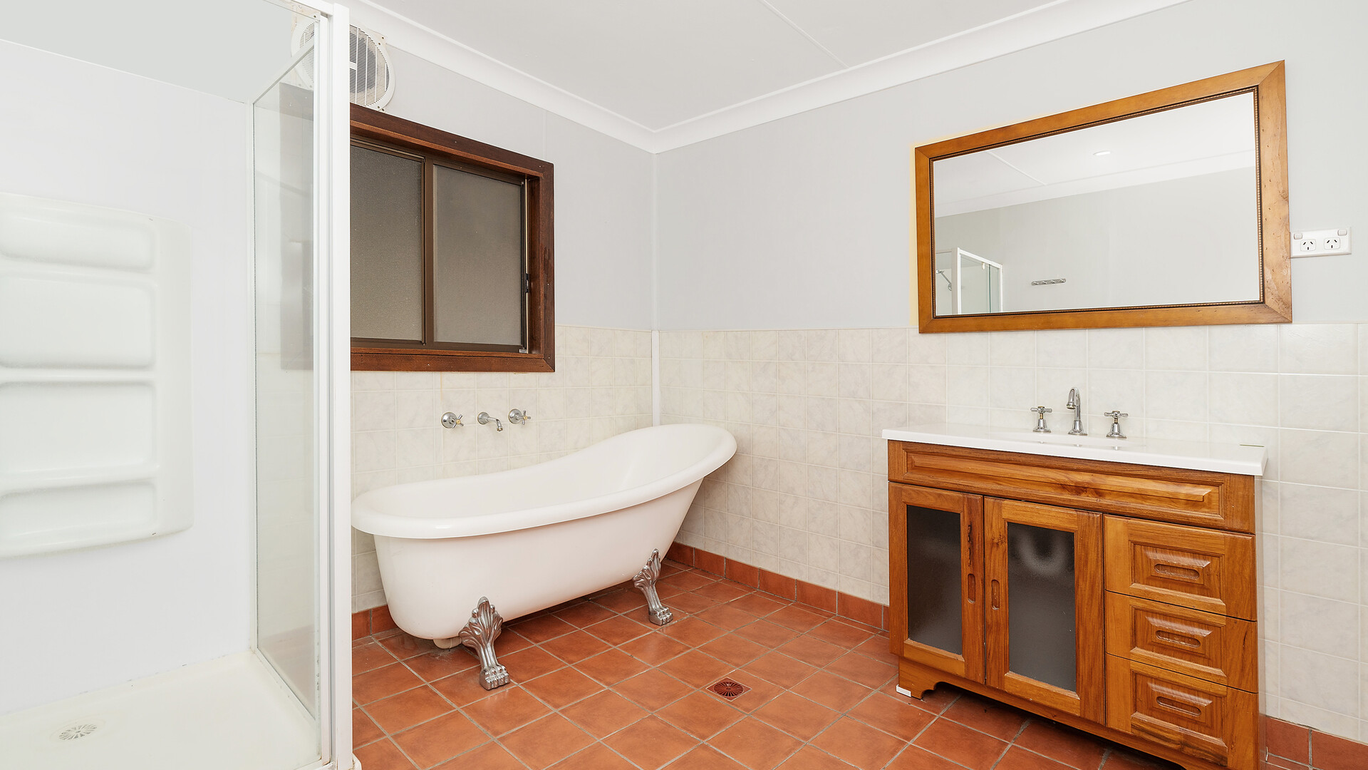115 Aurora Street, Temora NSW 2666 - photo 11