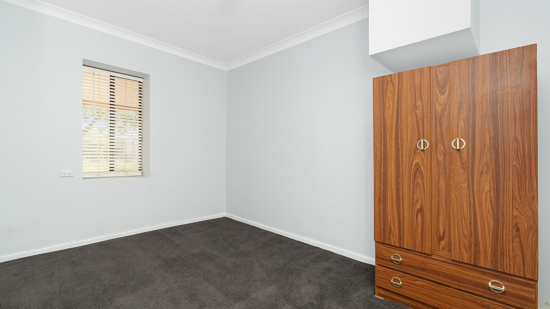 115 Aurora Street, Temora NSW 2666 - photo 8