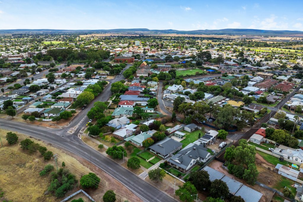 61 Acacia Ave, Leeton NSW 2705 - photo 22
