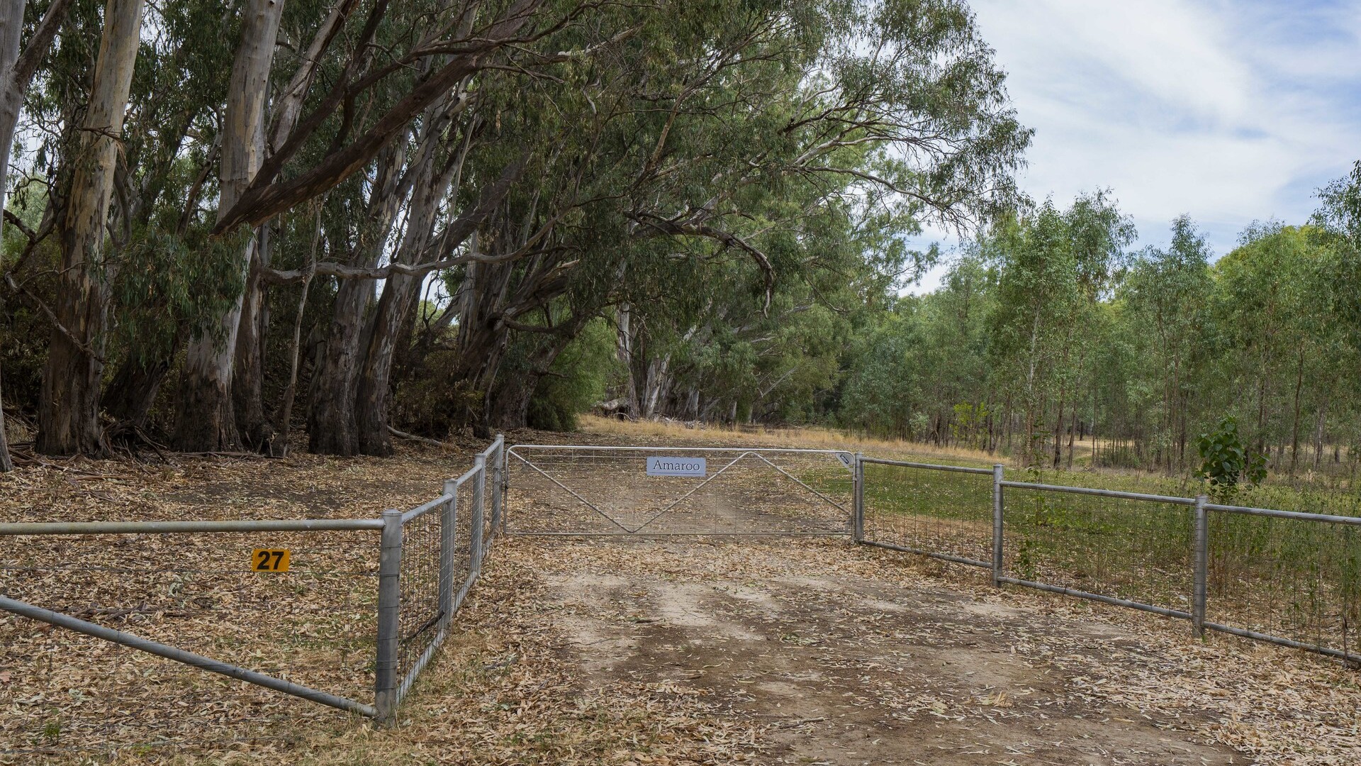 27 Mclays Road, Narrandera NSW 2700 - photo 3