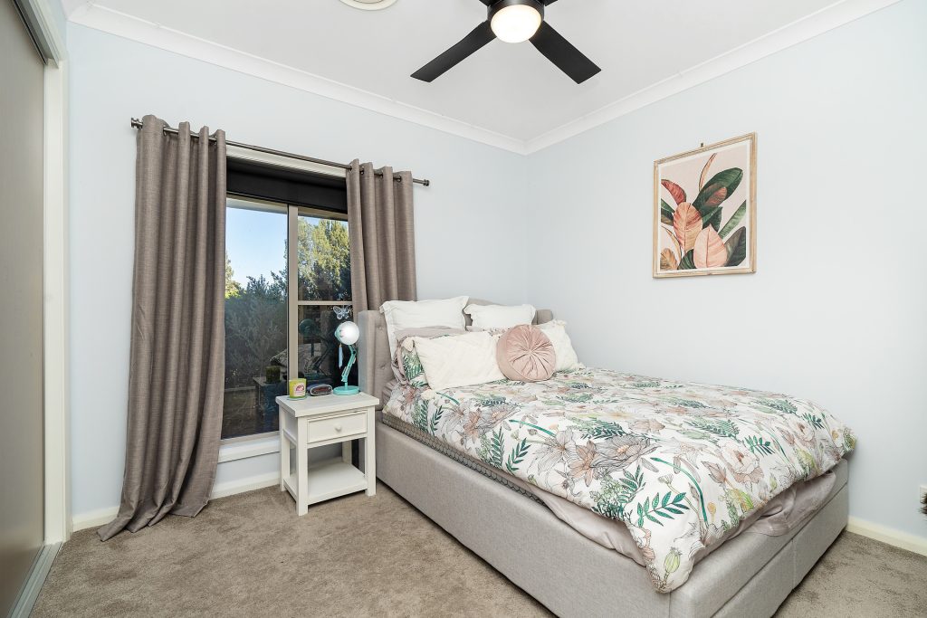 18 Bundidgerry Road, Narrandera NSW 2700 - photo 11