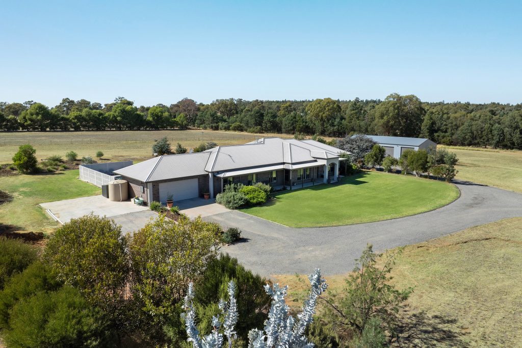 18 Bundidgerry Road, Narrandera NSW 2700 - photo 18