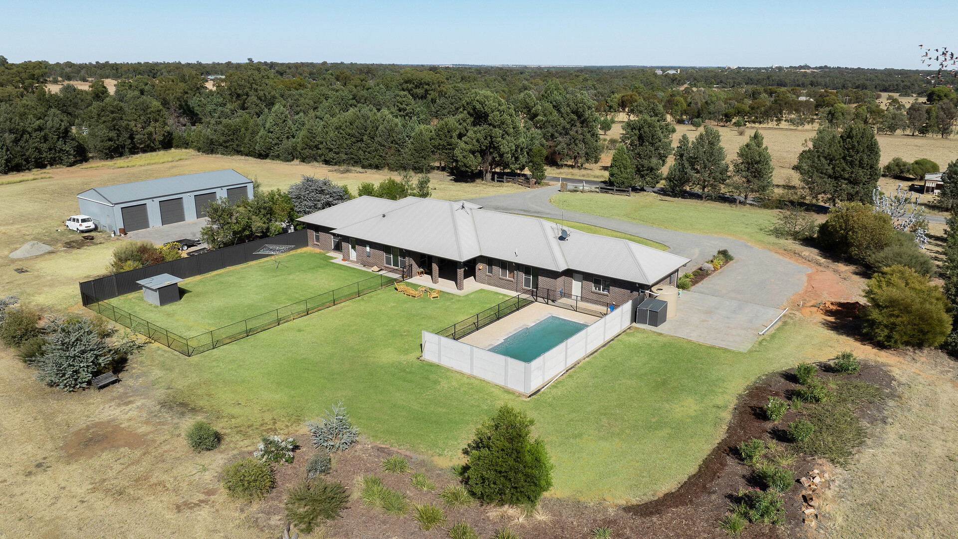 18 Bundidgerry Road, Narrandera NSW 2700 - photo 24