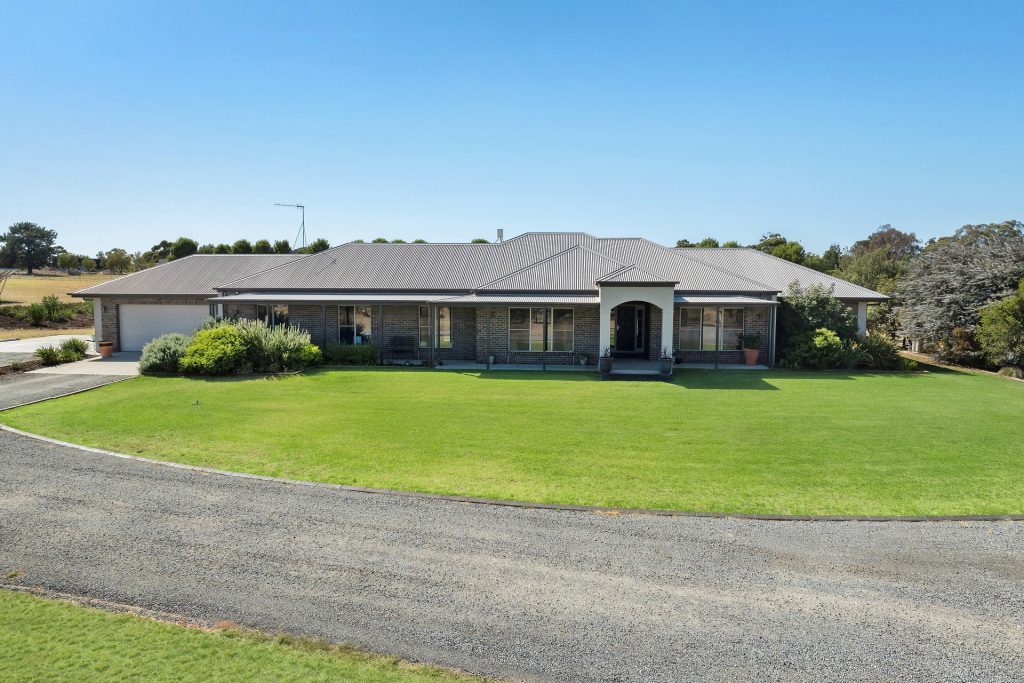 18 Bundidgerry Road, Narrandera NSW 2700 - photo 25