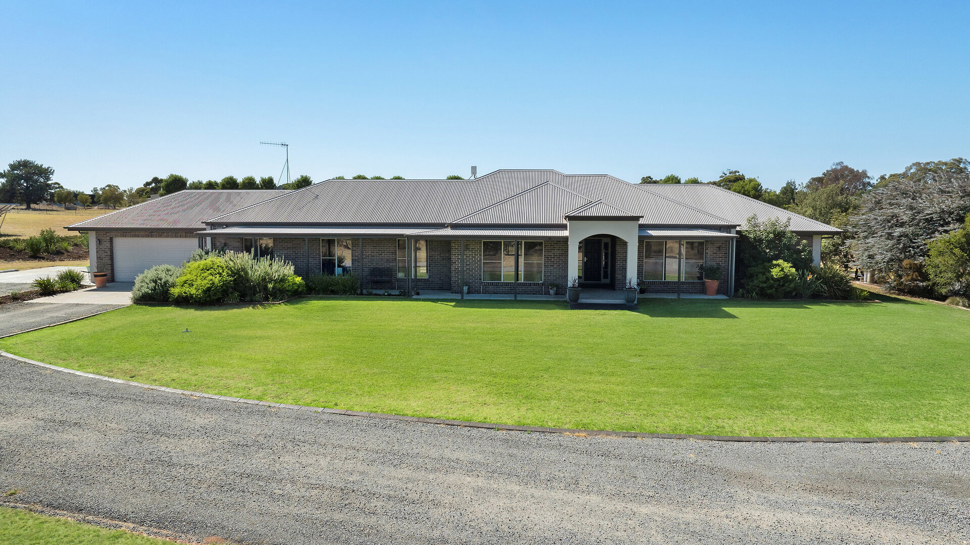 18 Bundidgerry Road, Narrandera NSW 2700 - photo 25