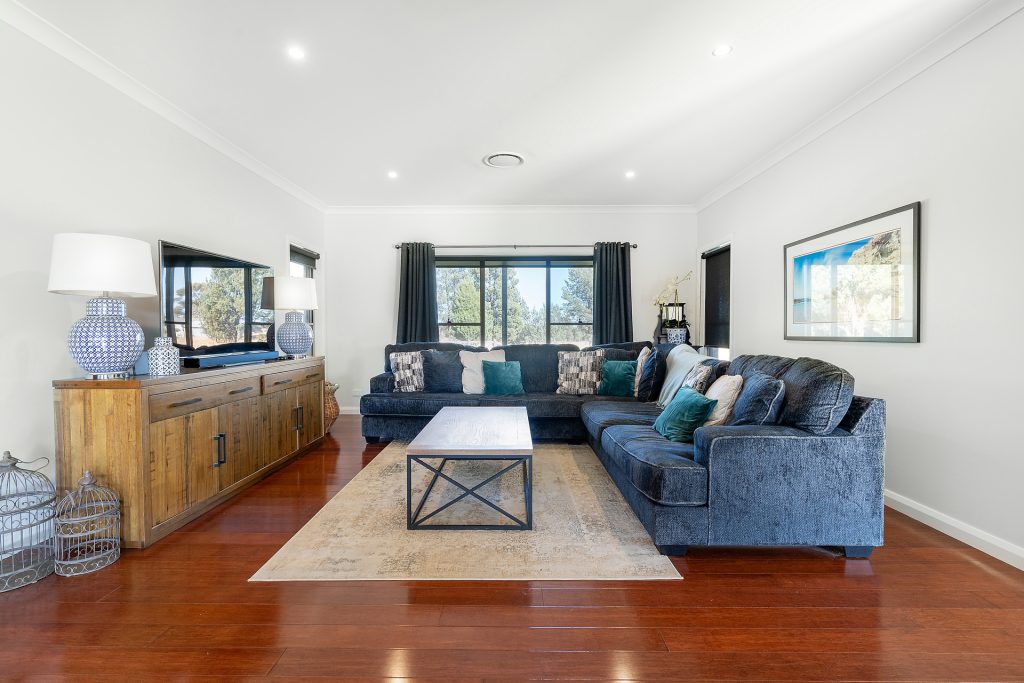 18 Bundidgerry Road, Narrandera NSW 2700 - photo 7
