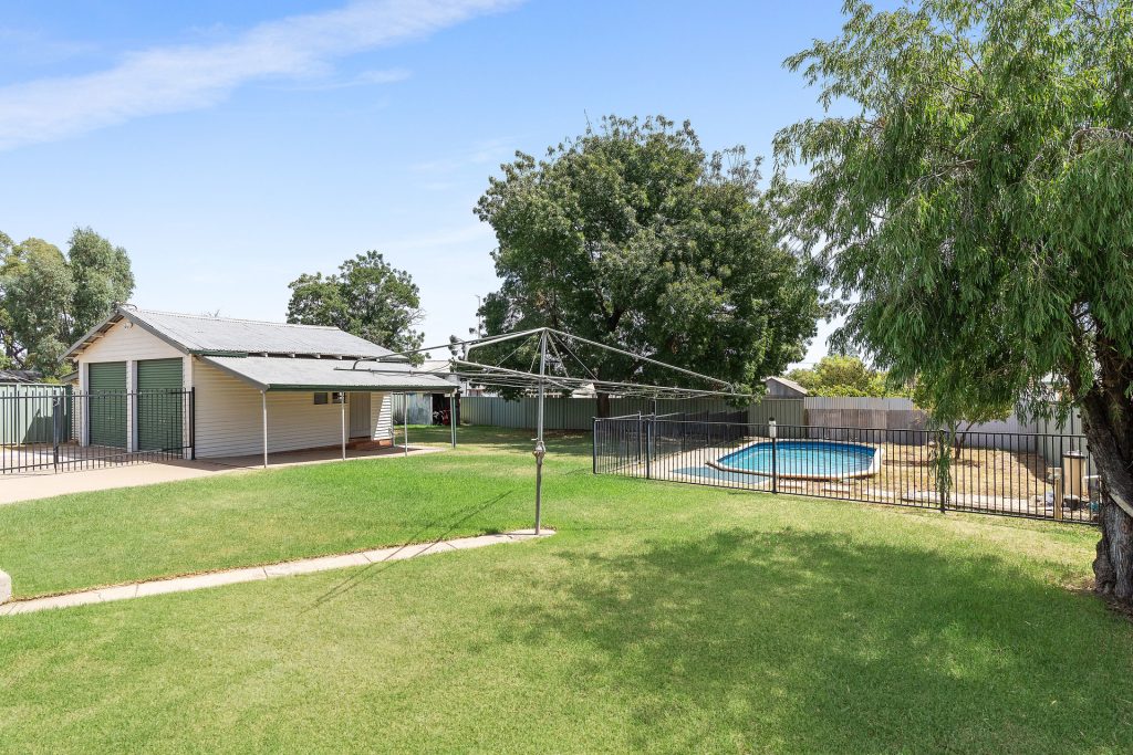 31 Willow Street, Leeton NSW 2705 - photo 13