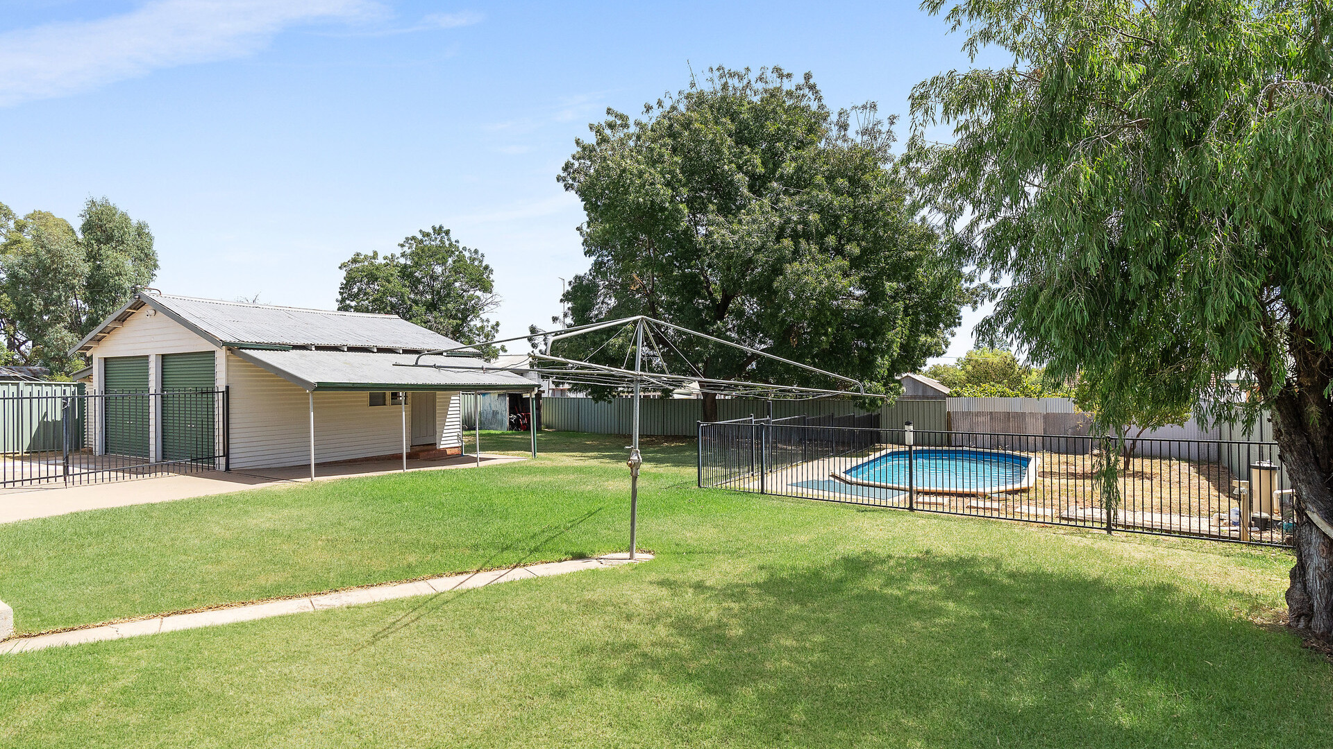 31 Willow Street, Leeton NSW 2705 - photo 13