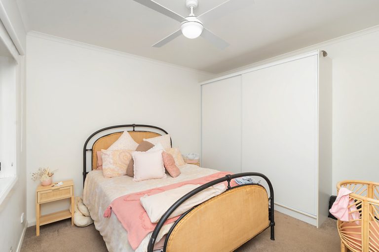 110 Wade Avenue, Leeton NSW 2705 - photo 7