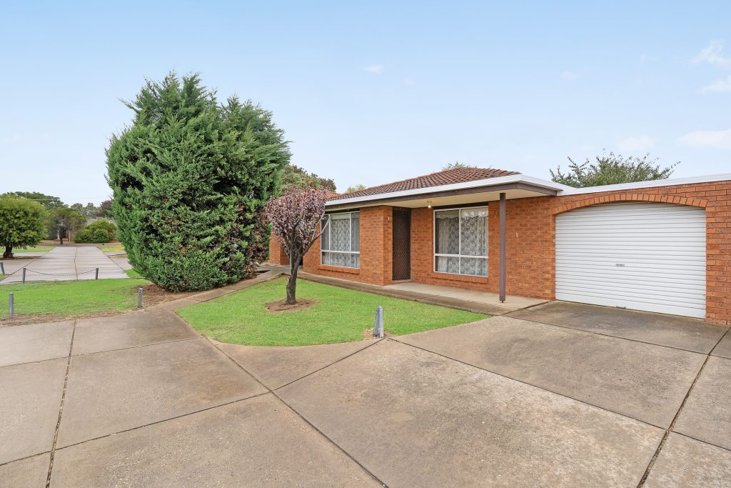 3/12 Kokoda Street, Ashmont NSW 2650 - McGrath Riverina