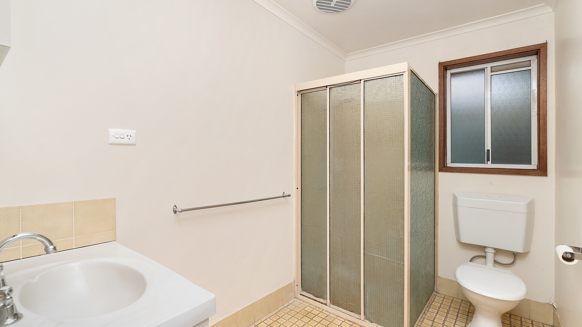 3/12 Kokoda Street, Ashmont NSW 2650 - photo 7