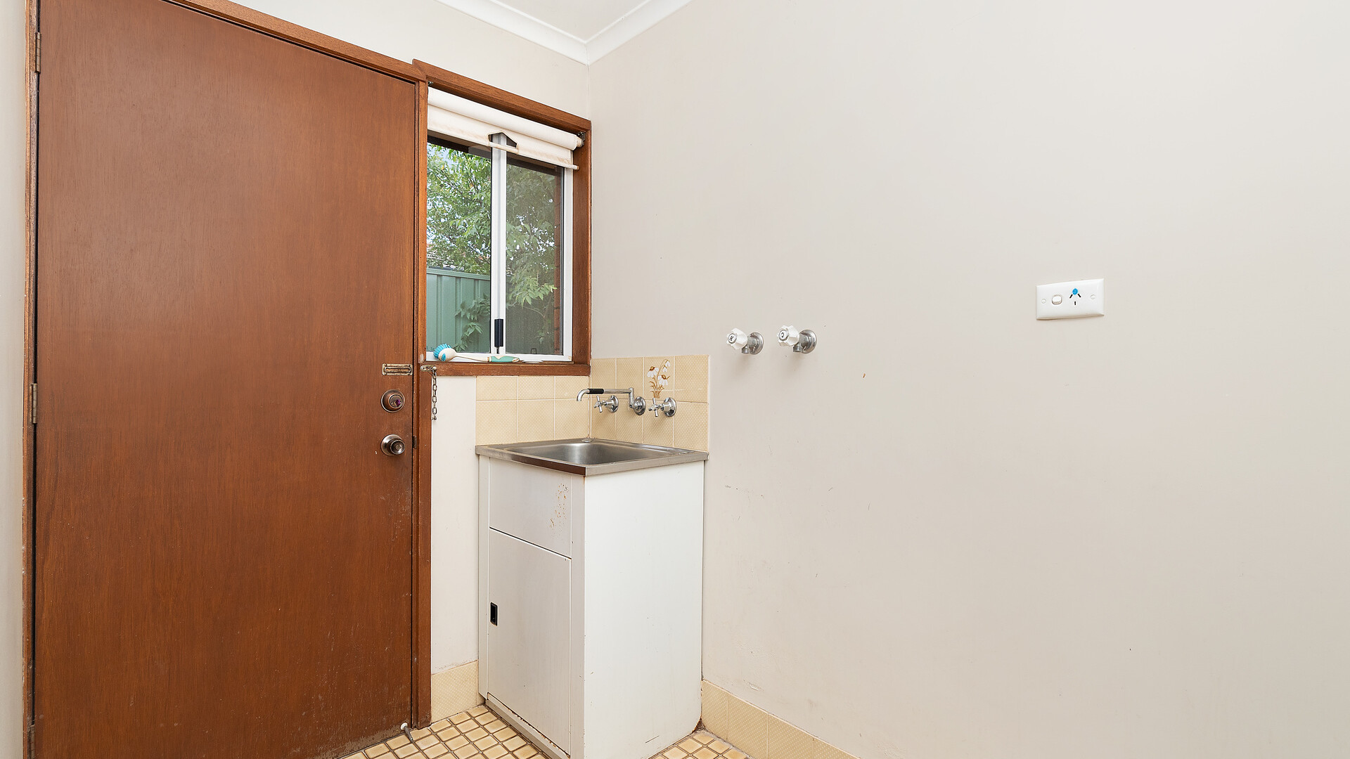 3/12 Kokoda Street, Ashmont NSW 2650 - photo 8