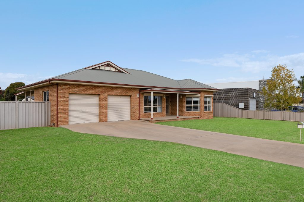 45 Karri Road, Leeton NSW 2705 - photo 2