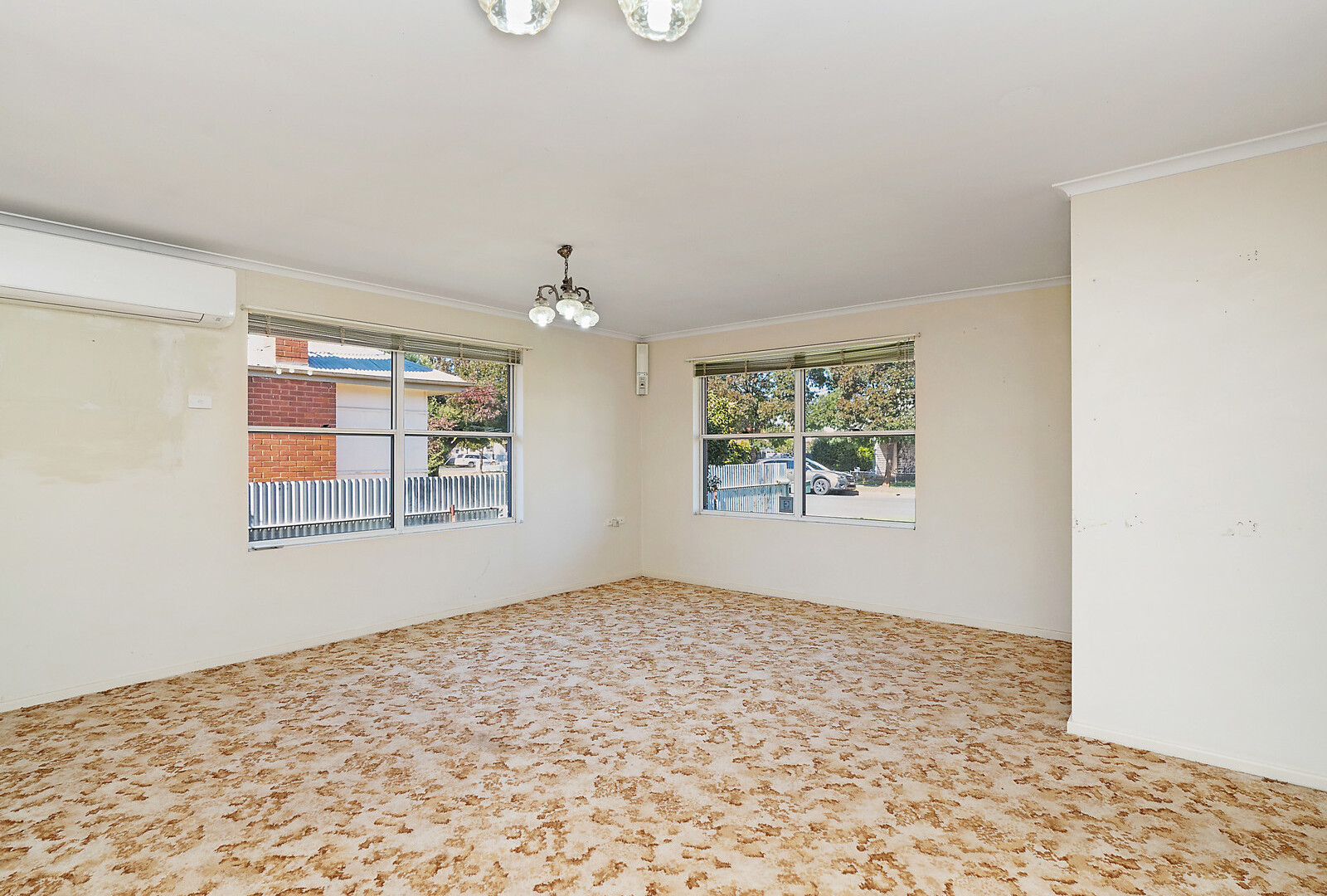 105 Grey Street, Temora NSW 2666 - photo 7
