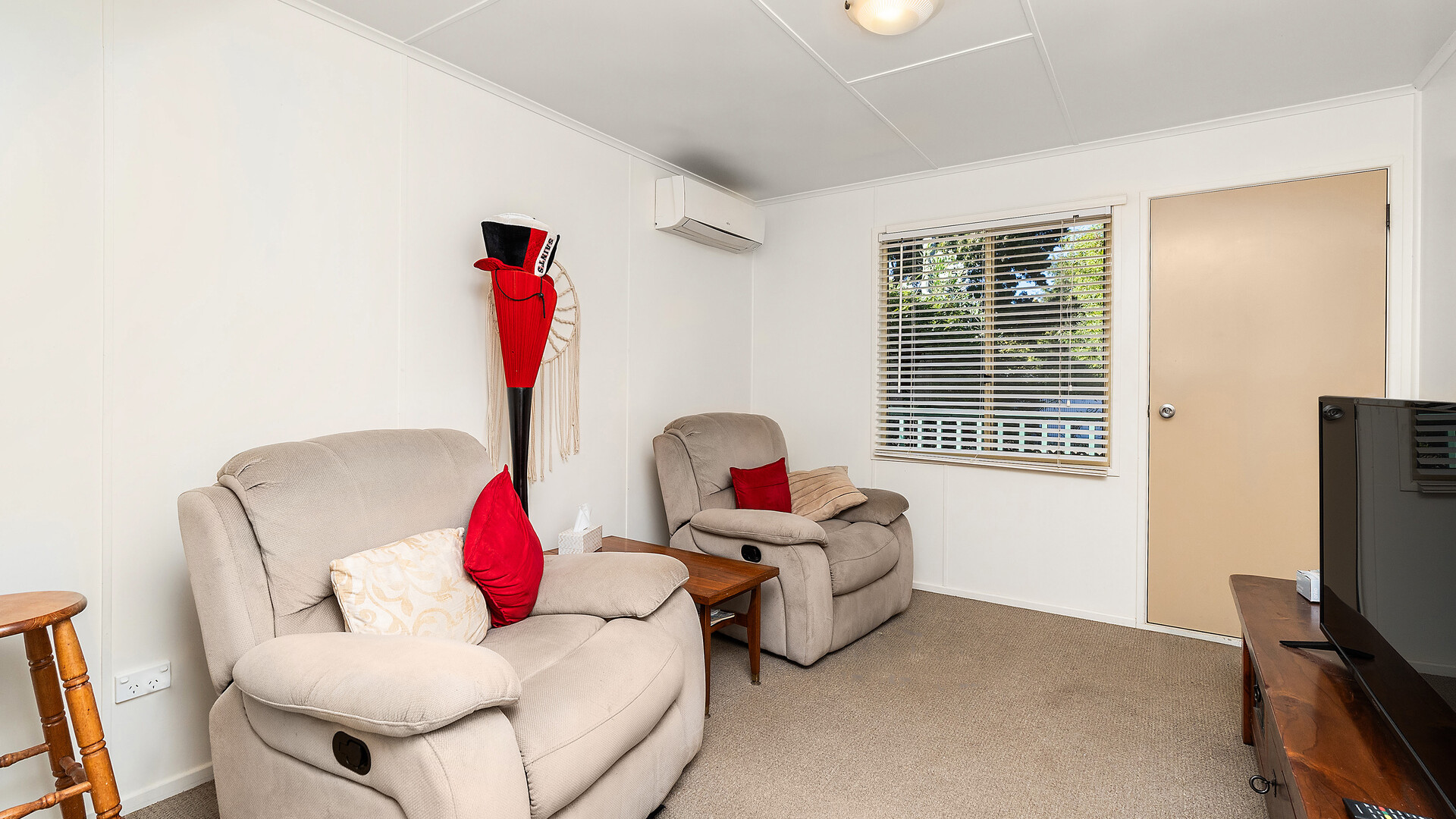 7 & 7a Crown Street, Narrandera NSW 2700 - photo 17
