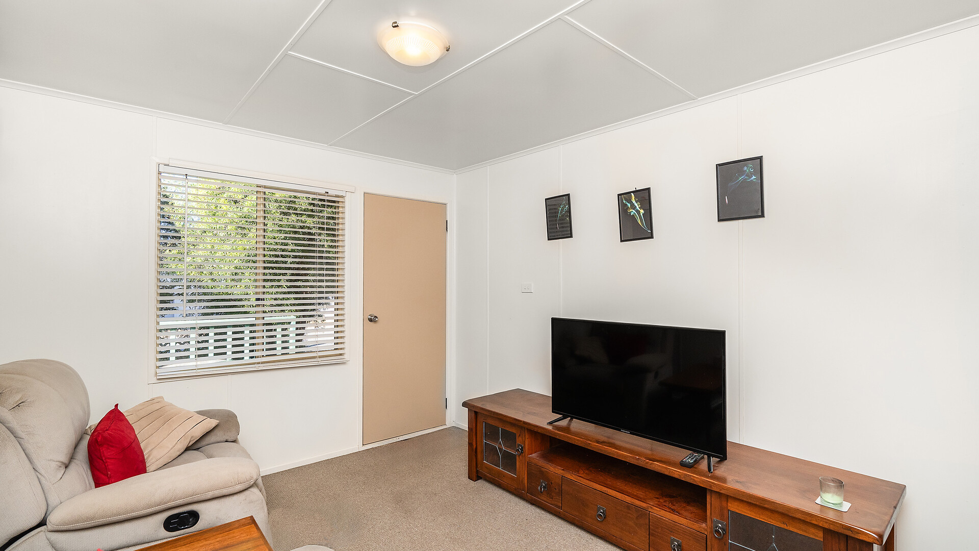 7 & 7a Crown Street, Narrandera NSW 2700 - photo 18