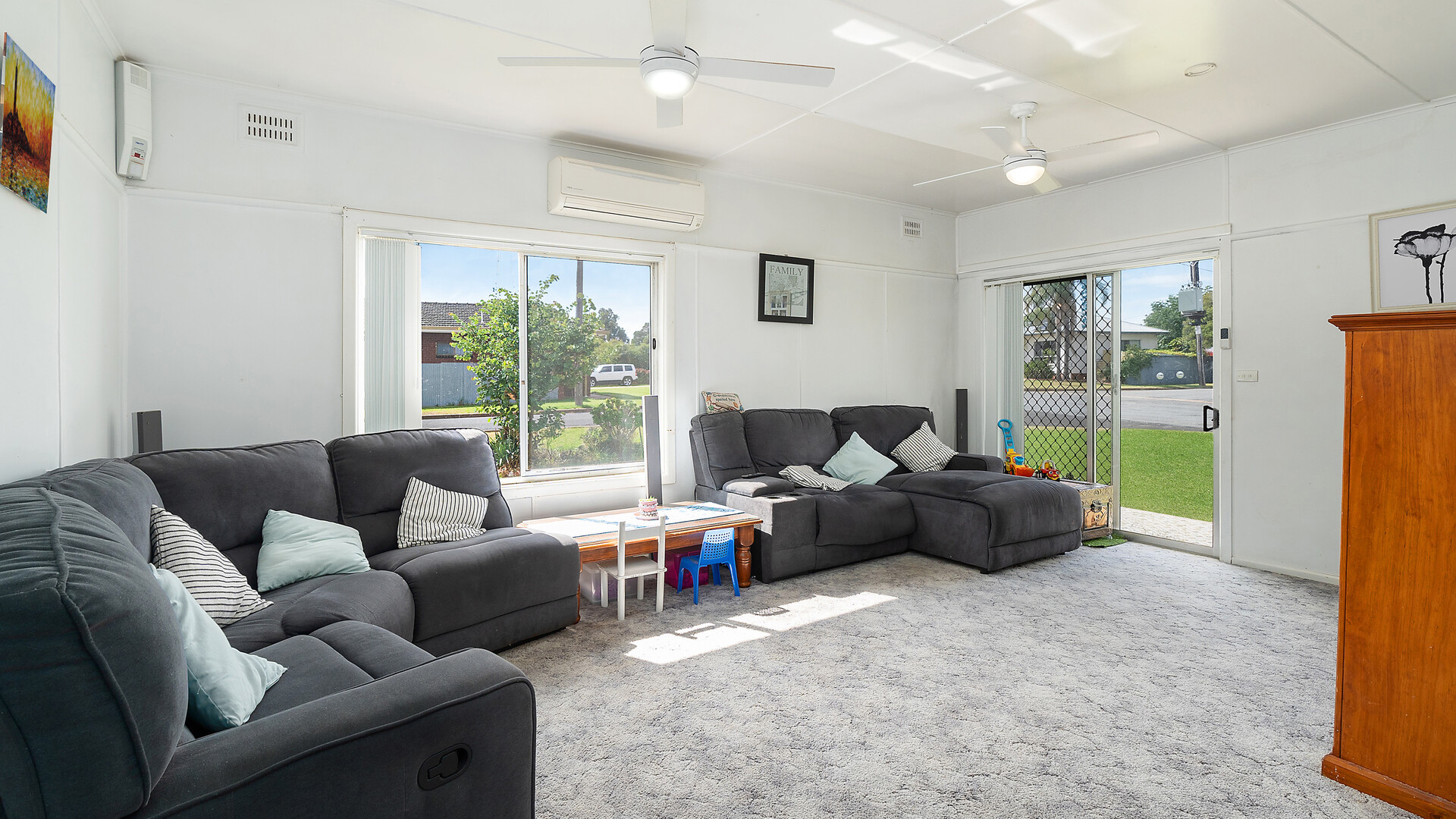 35 Cherry Avenue, Leeton NSW 2705 - photo 2