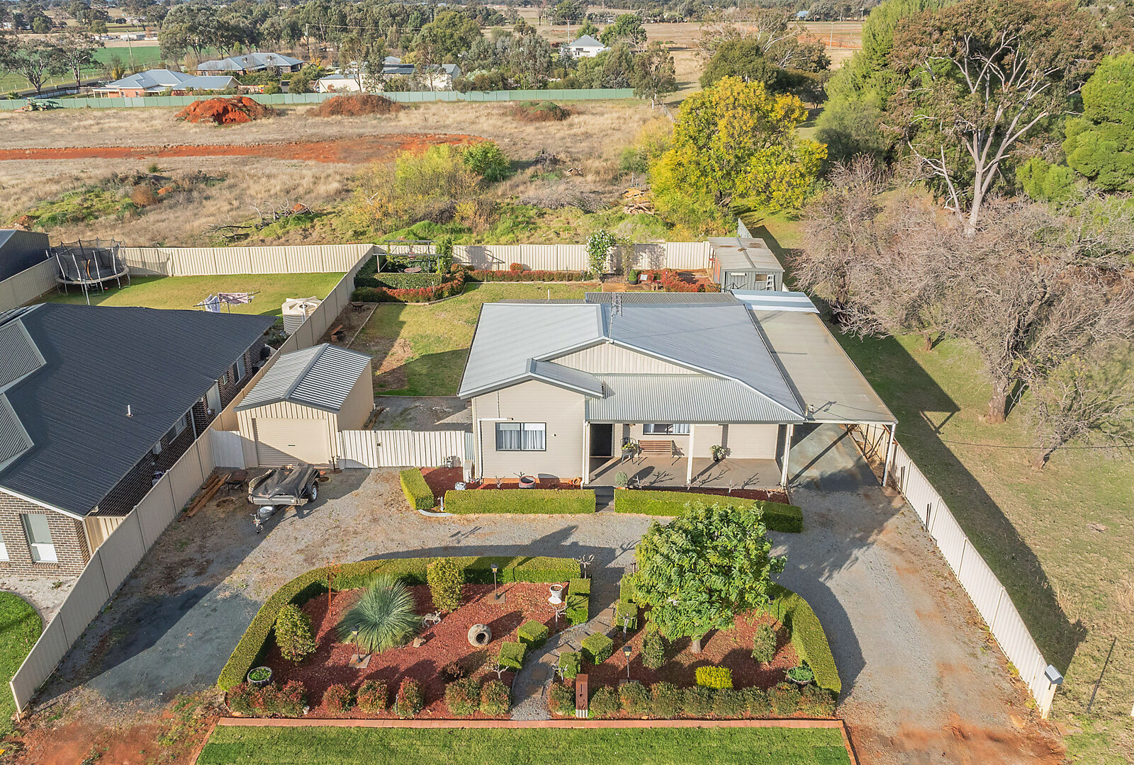27 Joffre Street, Temora NSW 2666 - photo 19