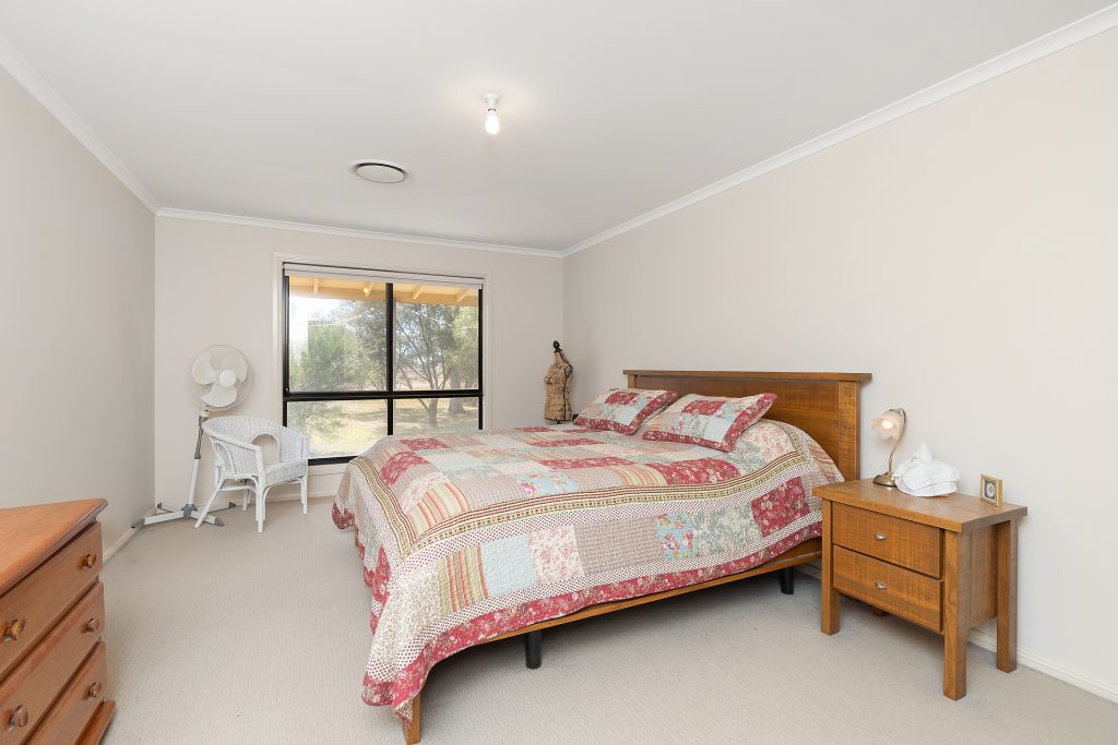 73 Brown Road, Leeton NSW 2705 - photo 15