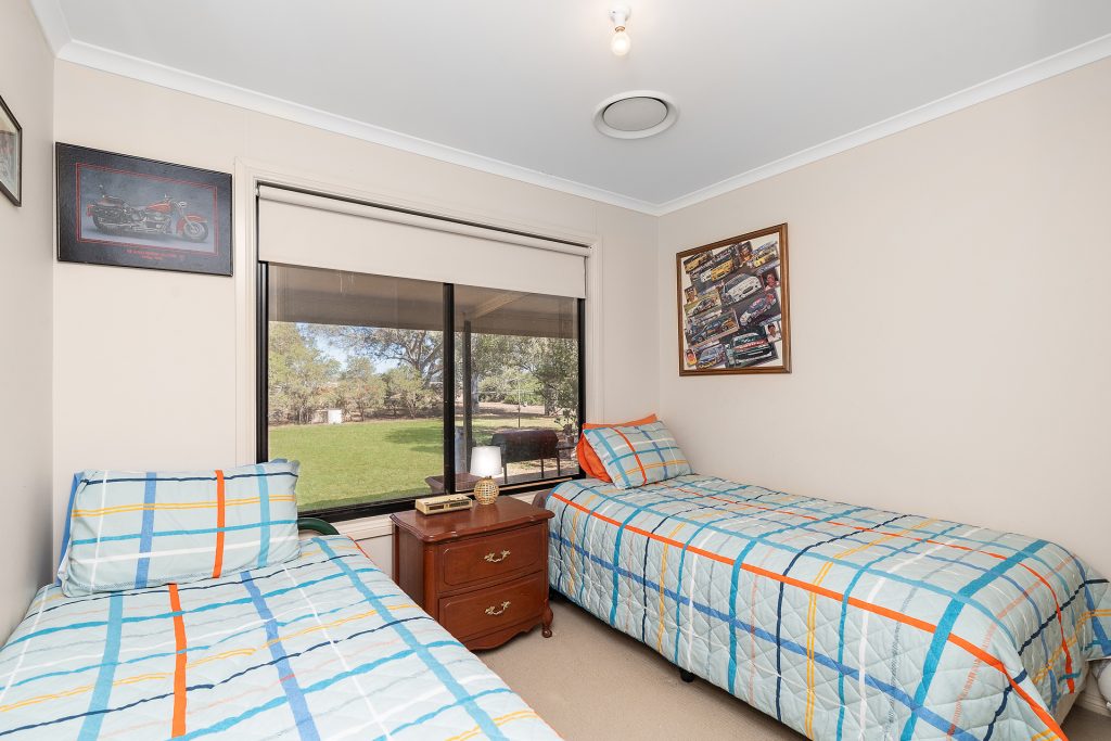 73 Brown Road, Leeton NSW 2705 - photo 17