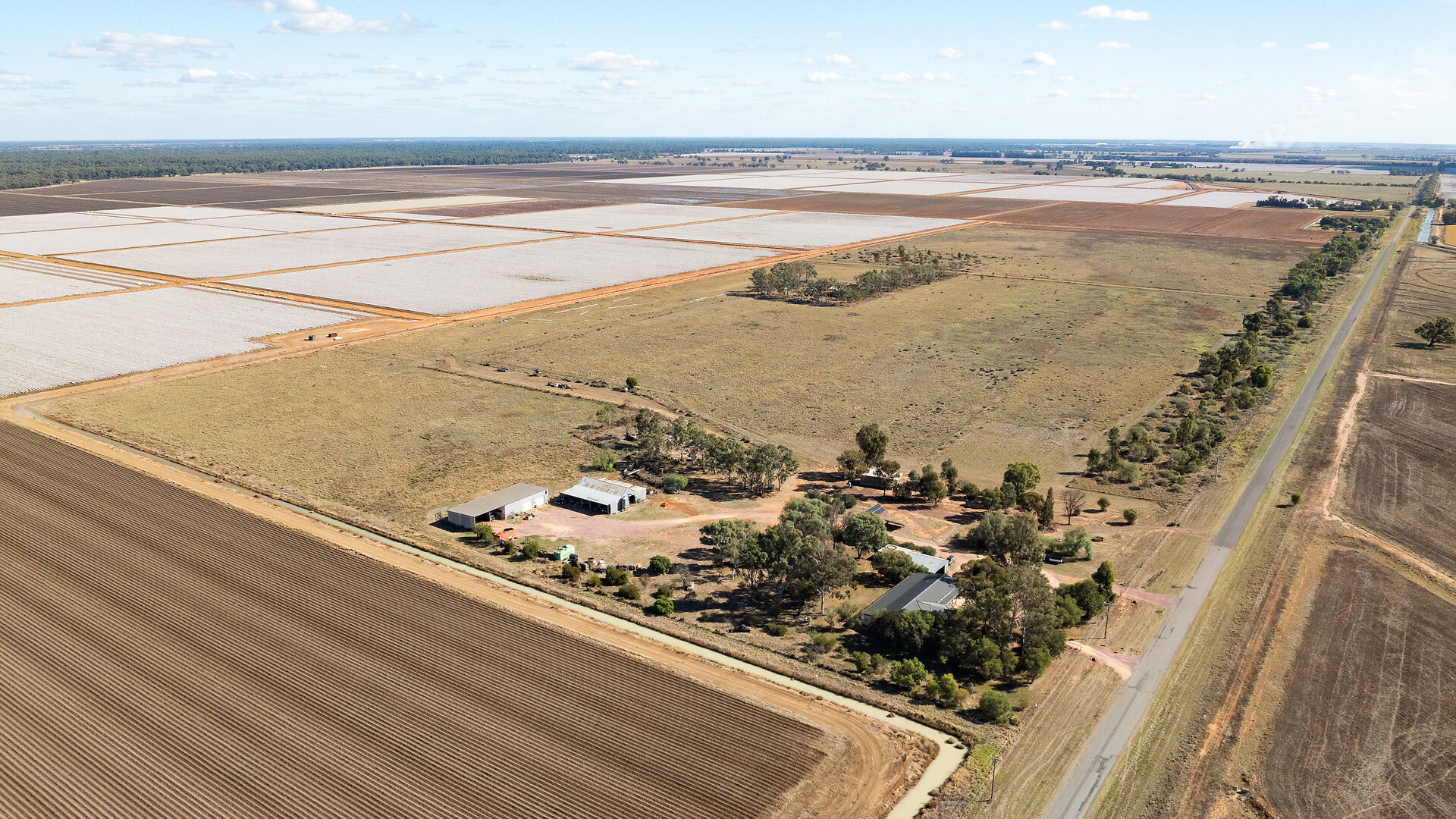 73 Brown Road, Leeton NSW 2705 - photo 22