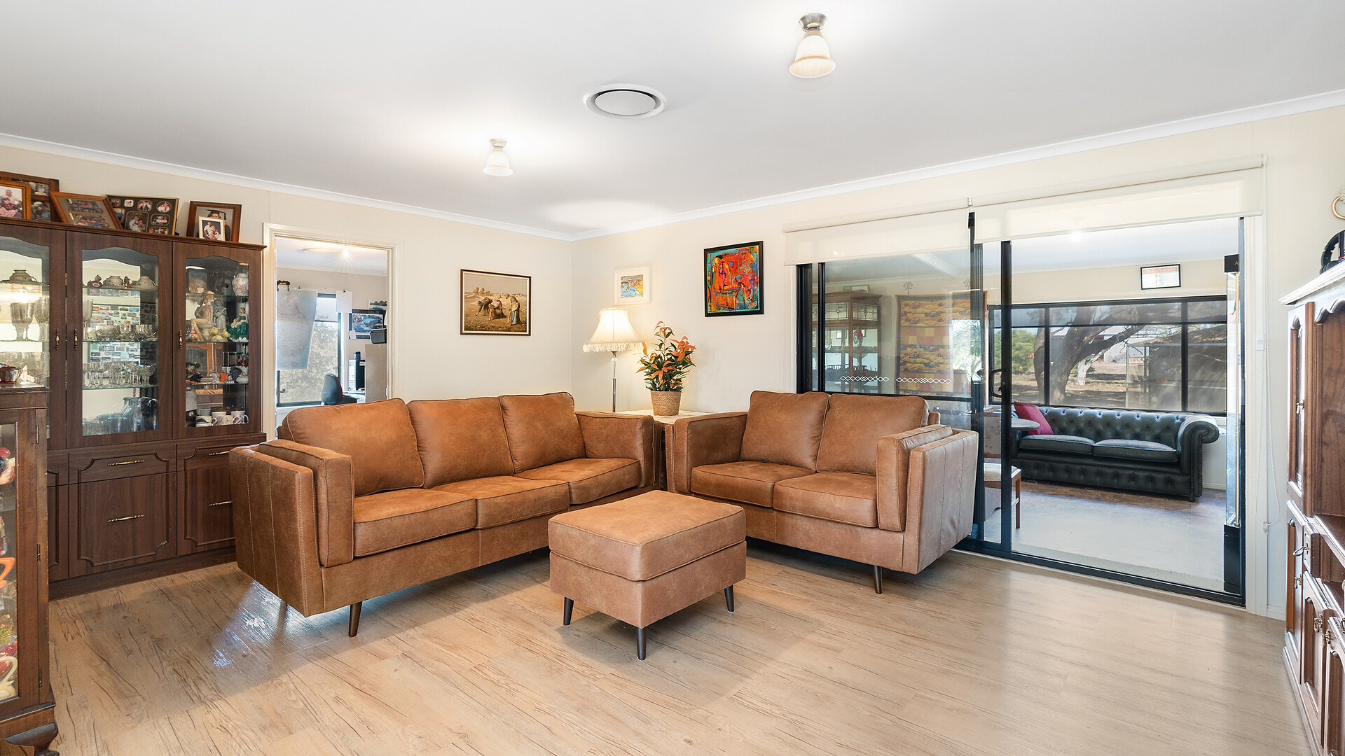 73 Brown Road, Leeton NSW 2705 - photo 10