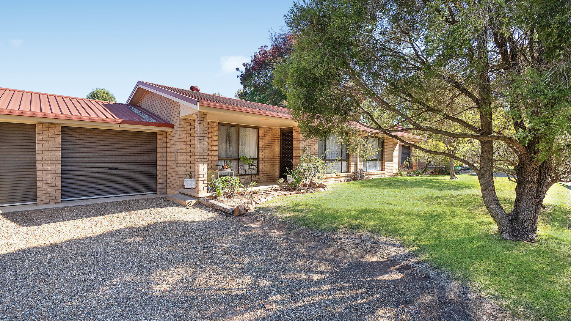 22 Dundas Street, Narrandera NSW 2700 - photo 16