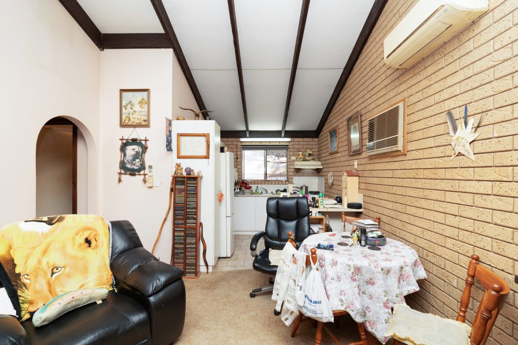 22 Dundas Street, Narrandera NSW 2700 - photo 6