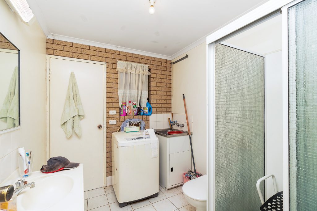 22 Dundas Street, Narrandera NSW 2700 - photo 8