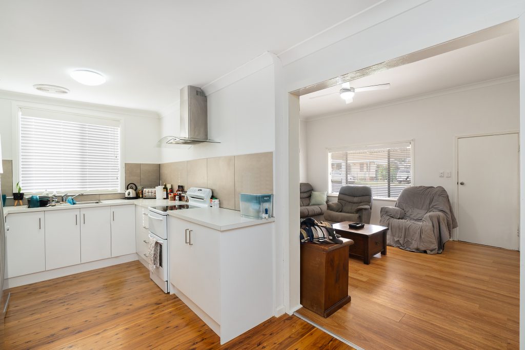 22 Charles Street, Narrandera NSW 2700 - photo 3