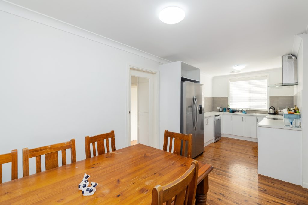 22 Charles Street, Narrandera NSW 2700 - photo 4
