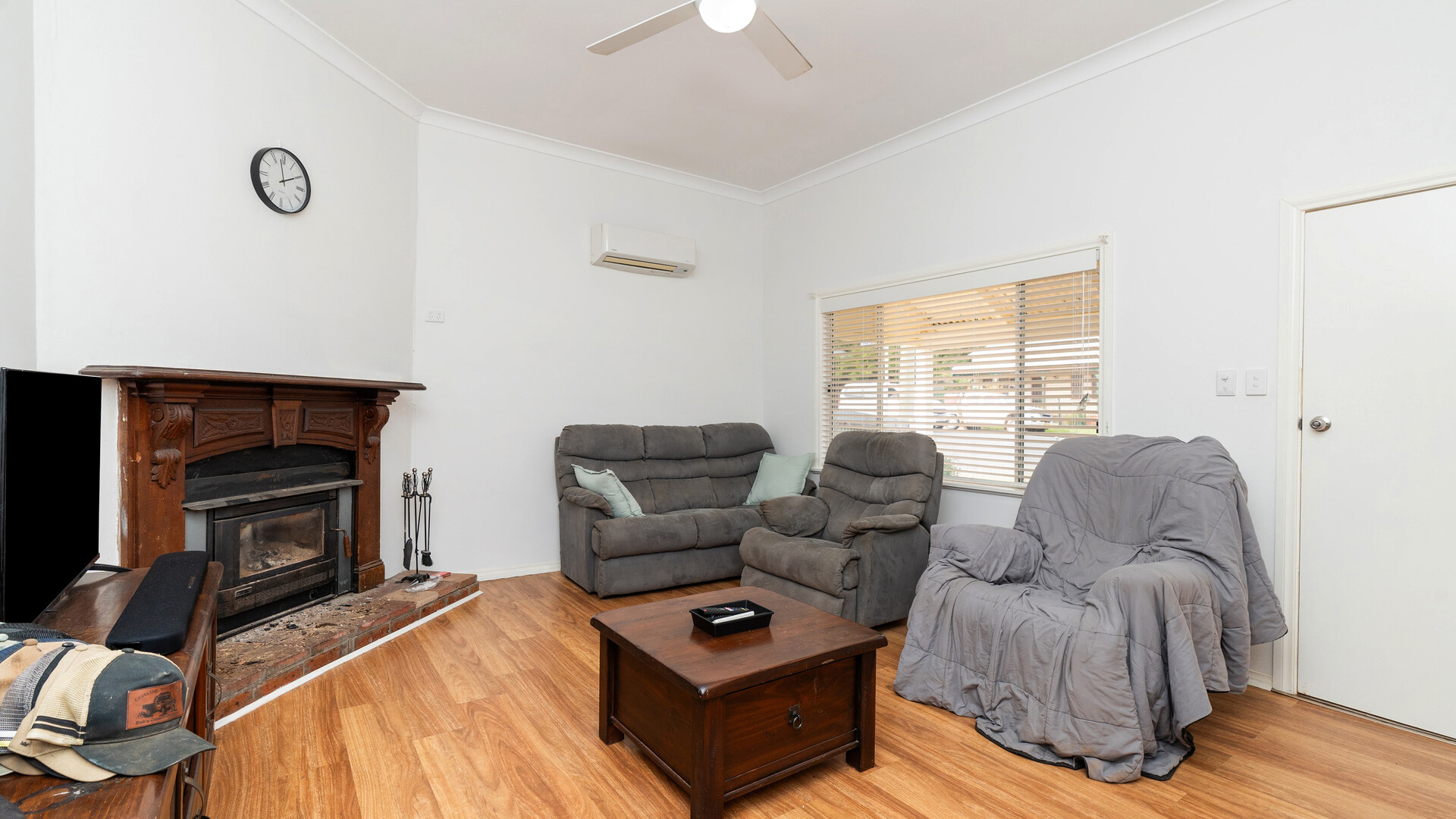 22 Charles Street, Narrandera NSW 2700 - photo 5