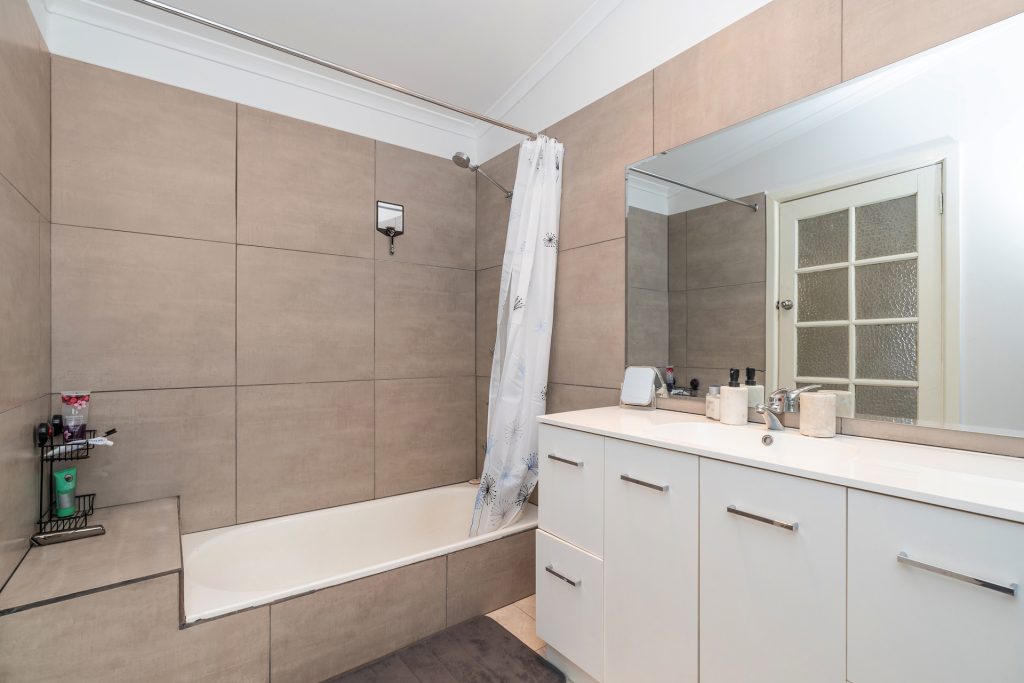 22 Charles Street, Narrandera NSW 2700 - photo 10