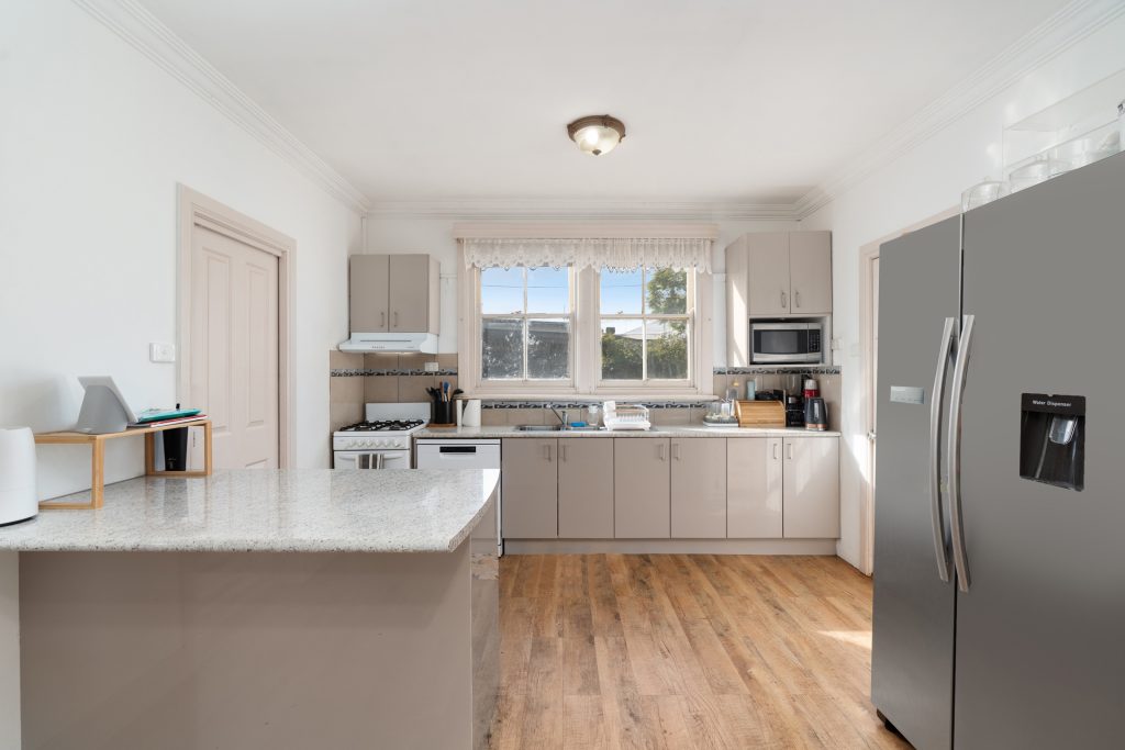 45 Ferrier Street, Narrandera NSW 2700 - photo 5