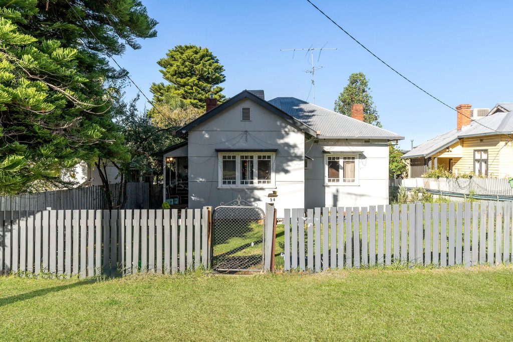 54 King Street, Narrandera NSW 2700 - McGrath Riverina