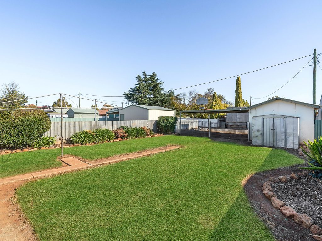 108 Aurora Street, Temora NSW 2666 - photo 13