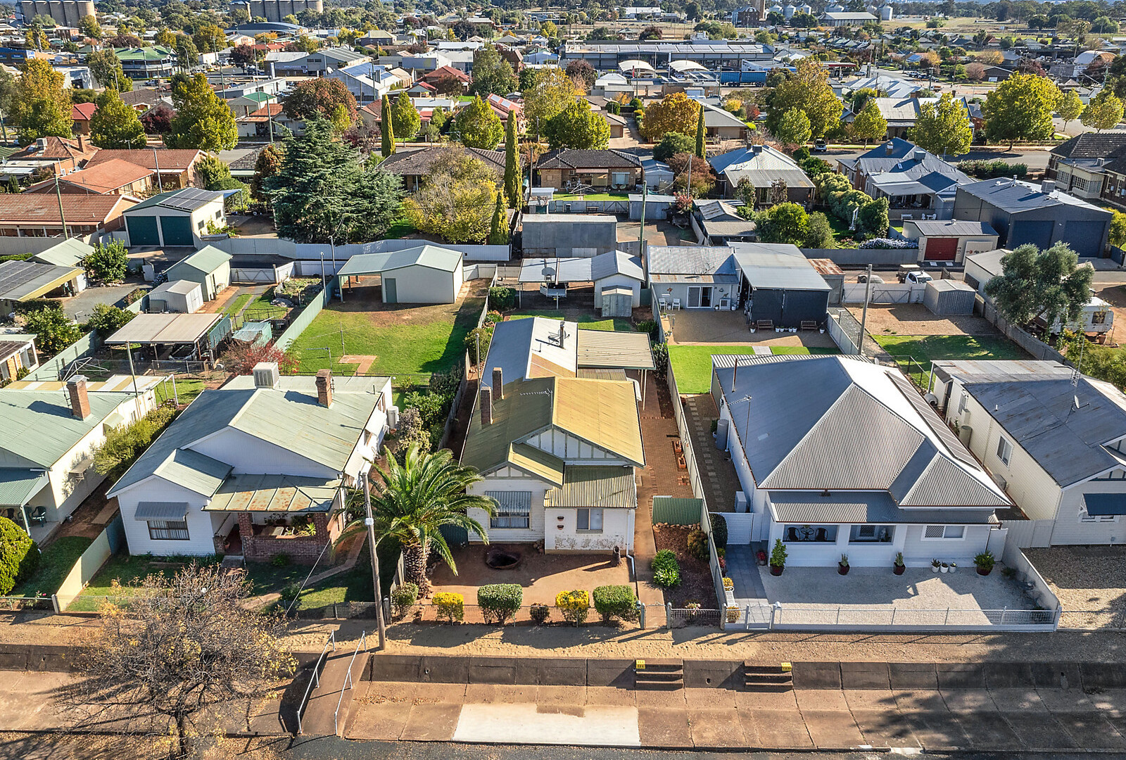 108 Aurora Street, Temora NSW 2666 - photo 16