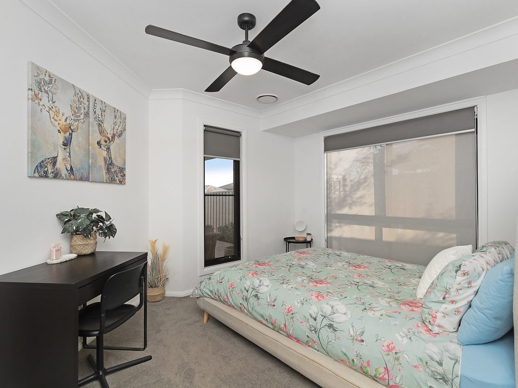 4 Timmins Street, Temora NSW 2666 - photo 11