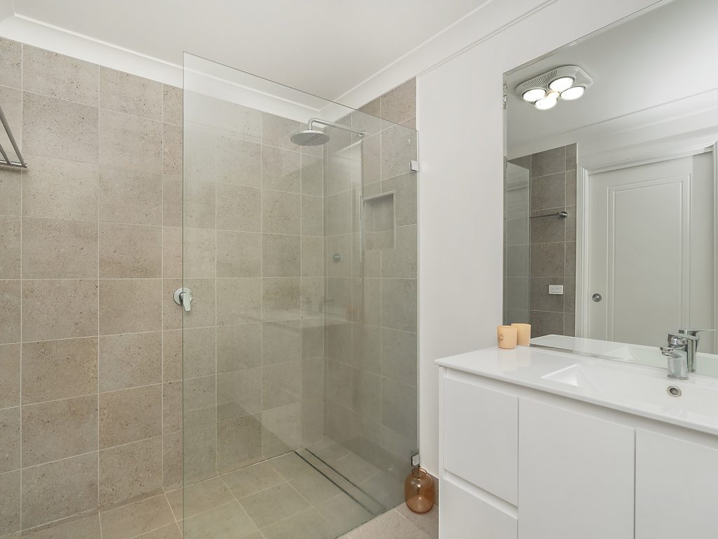4 Timmins Street, Temora NSW 2666 - photo 12