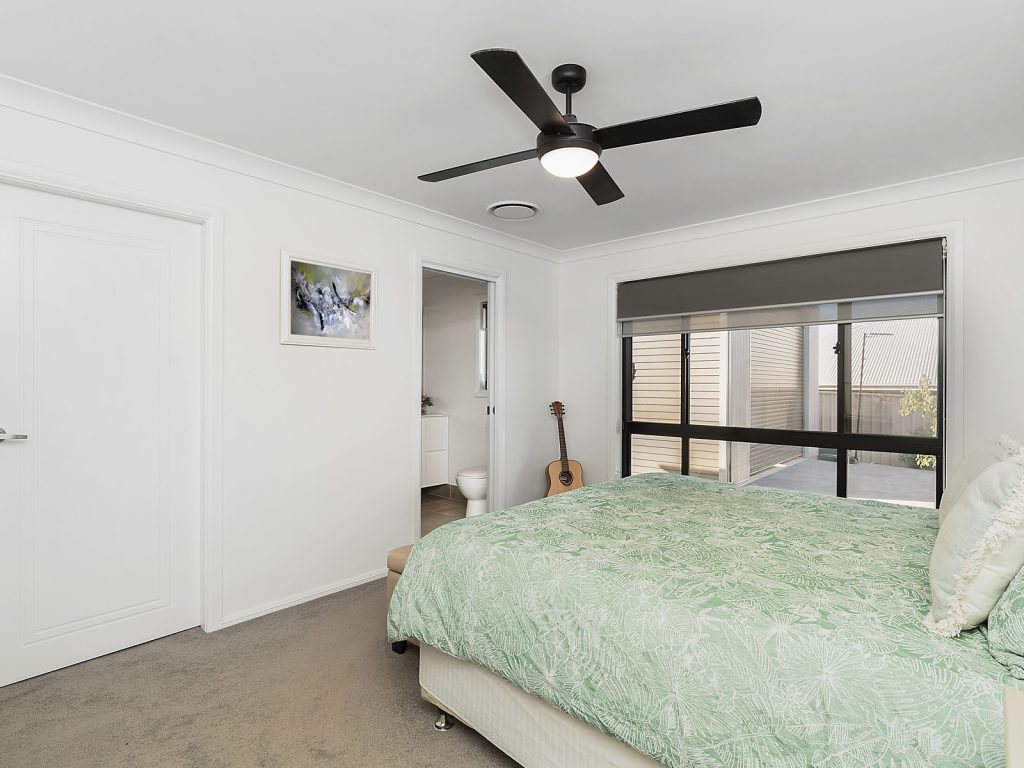 4 Timmins Street, Temora NSW 2666 - photo 13