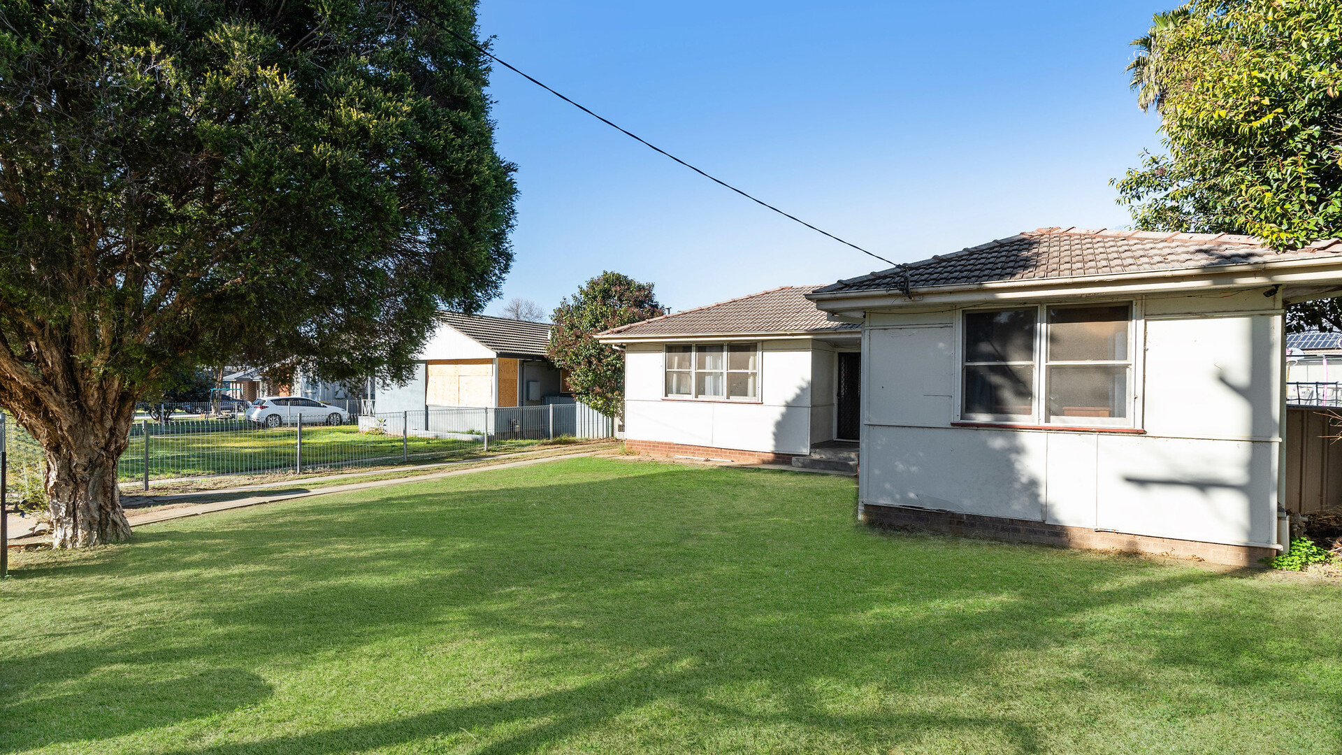 10 Madang Street, Ashmont NSW 2650 - photo 2