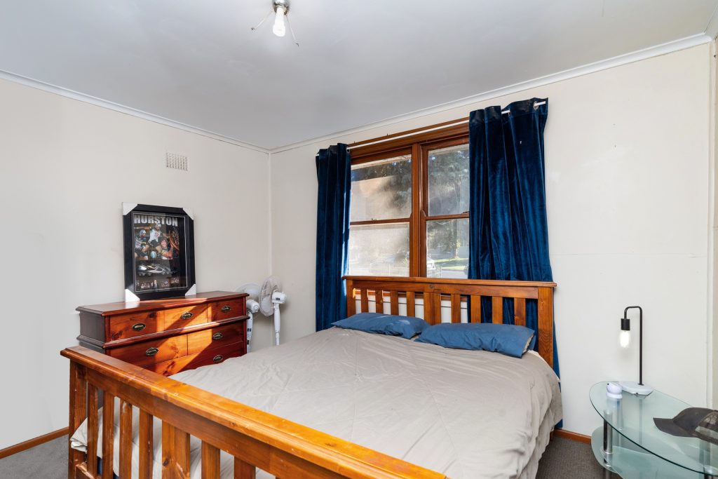 10 Madang Street, Ashmont NSW 2650 - photo 9