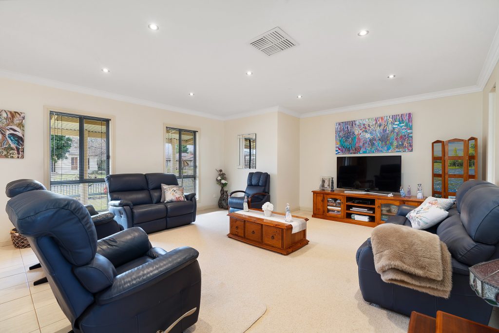 20 Bella Vista Drive, Leeton NSW 2705 - photo 9