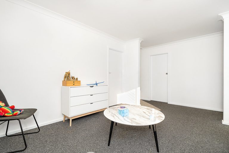4/8 Edney Street, Wagga Wagga NSW 2650 - photo 5