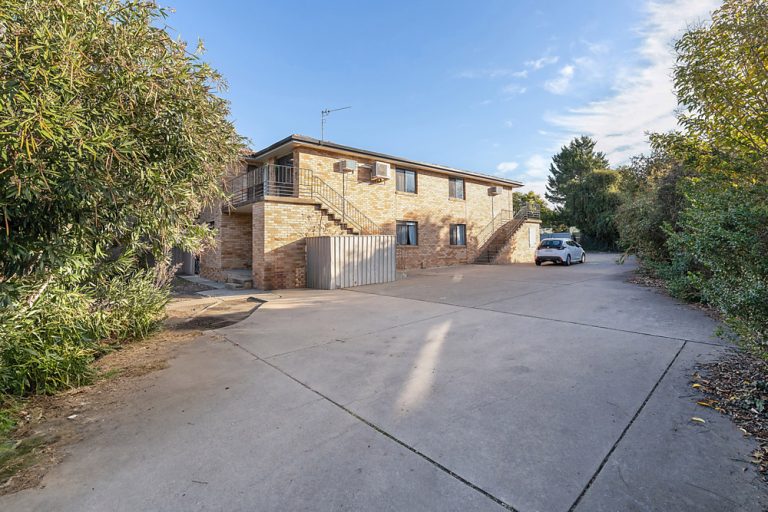 4/8 Edney Street, Wagga Wagga