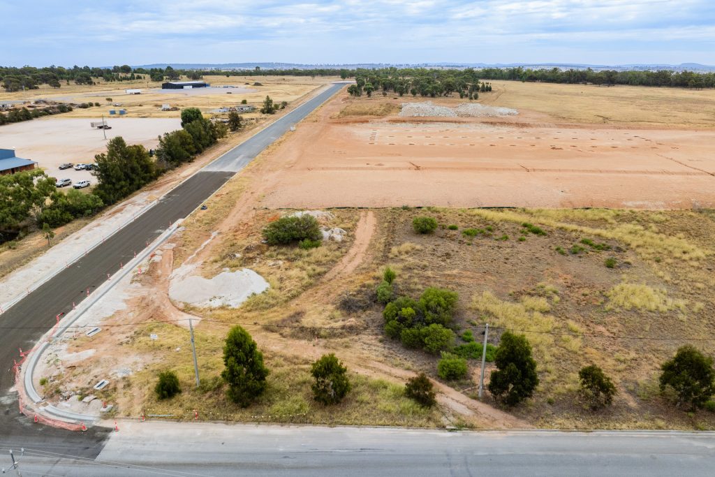 17 Driscoll Road, Narrandera NSW 2700 - photo 2