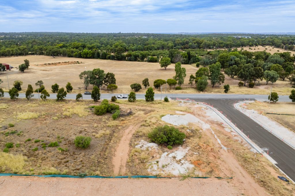 17 Driscoll Road, Narrandera NSW 2700 - photo 5