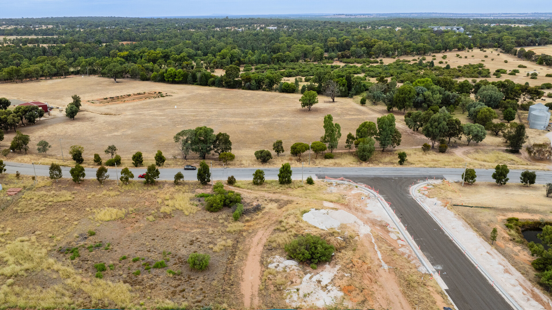 17 Driscoll Road, Narrandera NSW 2700 - photo 6