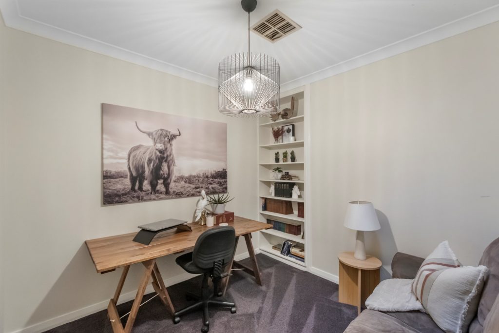 16 Mulga Street, Leeton NSW 2705 - photo 18