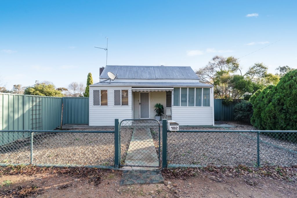 Sold - 182 Camp Street - New Property in Temora - Real Estate by Lachlan Pellow